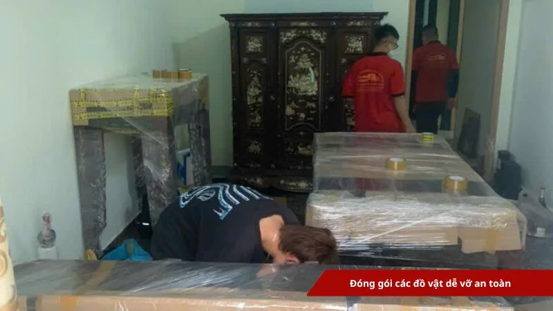 Đóng gói các đồ vật dễ vỡ an toàn