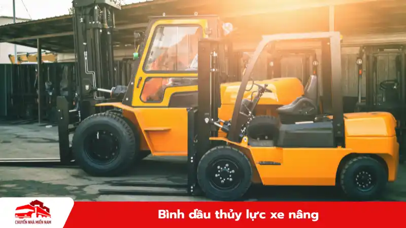 Bình dầu thủy lực xe nâng, quan trọng cho hiệu suất làm việc.