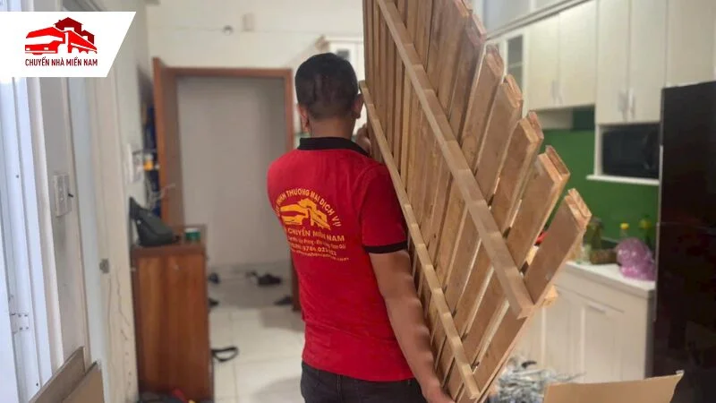 Di chuyển nội thất cẩn thận và chuyên nghiệp
