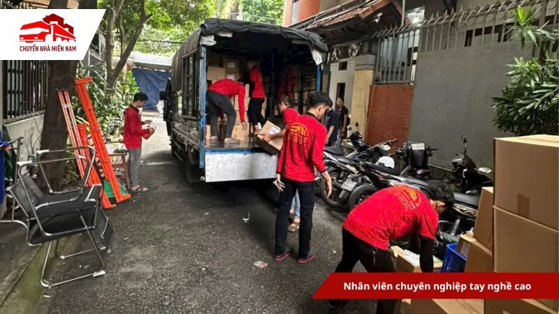 Đội ngũ bốc xếp tay nghề cao