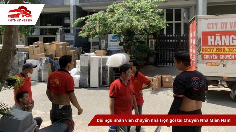 Đội ngũ nhân viên Kubet trọn gói tại Kubet Miền Nam
