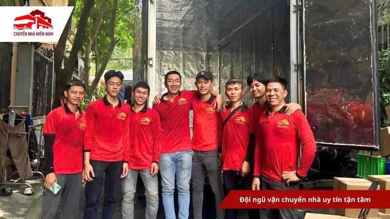 Đội ngũ nhân viên chuyên nghiệp, được đào tạo bài bản
