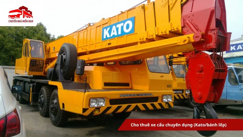Cho thuê xe cẩu chuyên dụng kato bánh lốp
