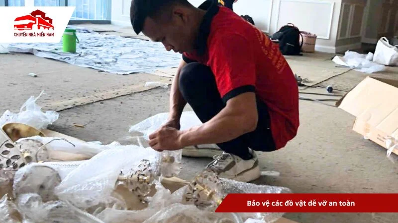 Bảo vệ các đồ vật dễ vỡ an toàn
