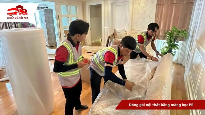 Đóng gói nội thất bằng màng bọc PE