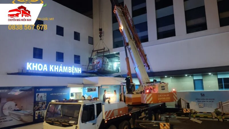 Thuê xe cẩu bánh lốp tại Kubet Miền Nam